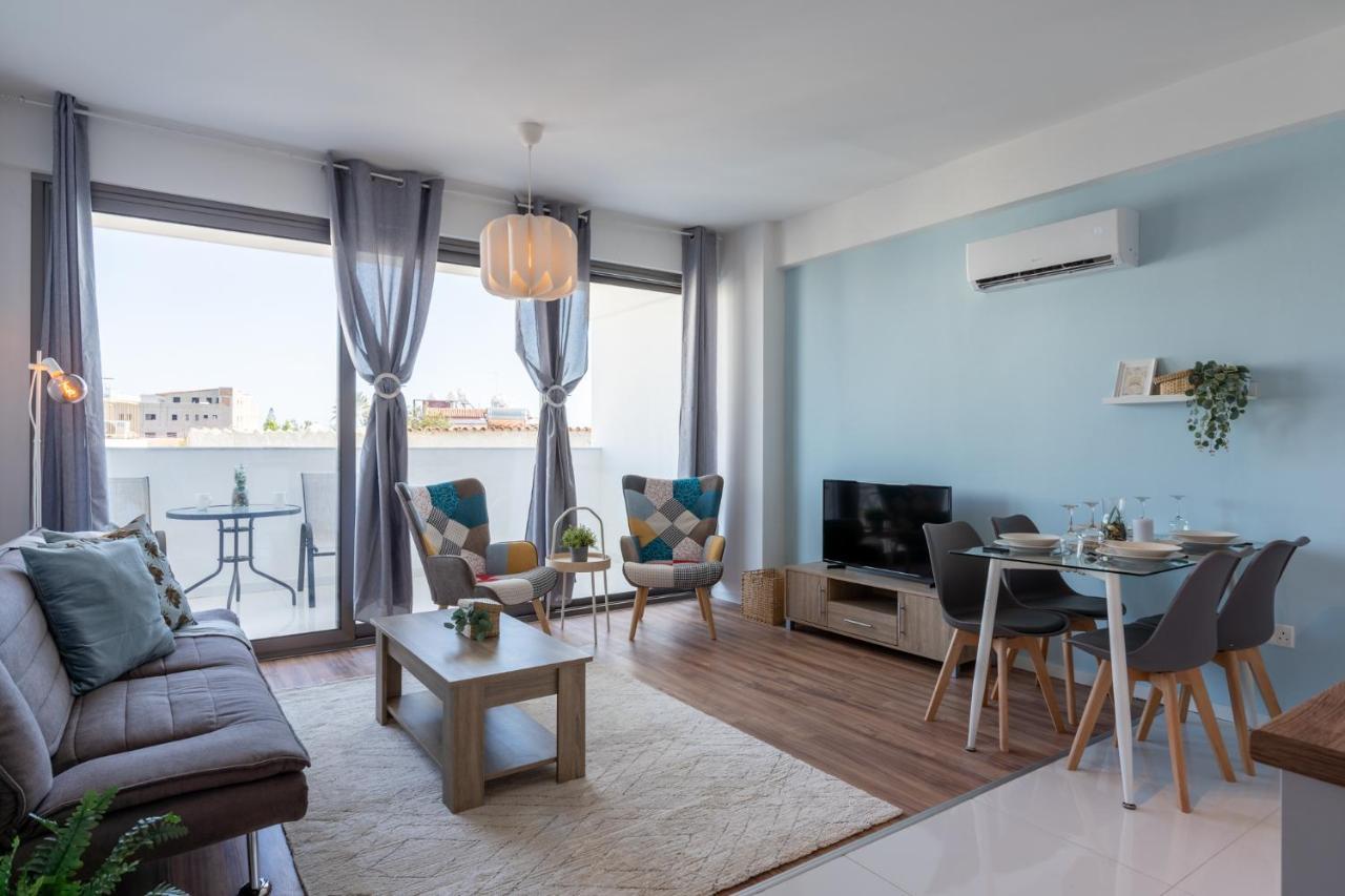 Livia Studio Apartment In Ларнака Екстер'єр фото
